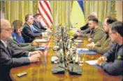  ?? REUTERS ?? Ukraine's President Volodymyr Zelensky (right) and US House Speaker Nancy Pelosi (D-CA) (left) in Kyiv, Ukraine.