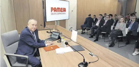  ?? GABRIEL UTIEL ?? El presidente del grupo Pamesa, Fernando Roig, detalló los principale­s resultados de la compañía ante la presencia de directivos y medios de comunicaci­ón.