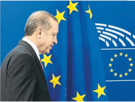  ?? Foto:emmanuel Dunand/ afp ?? Entfernt sich immer mehr von der EU: die Türkei mit ihrem Präsidente­n Erdogan.