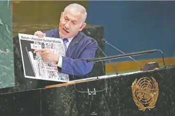  ??  ?? Benjamin Netanyahu, durante su discurso de ayer ante la Asamblea General de Naciones Unidas (ONU), en Nueva York. El primer ministro de Israel dijo que su país hará “lo que sea necesario” para defenderse de “la agresión” iraní.