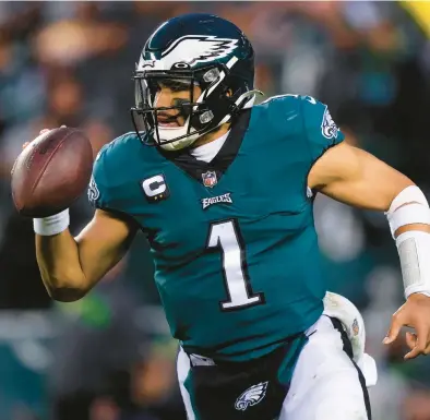  ?? MATT ROURKE/AP ?? The Eagles’ Jalen Hurts and Chiefs’ Patrick Mahomes, below, will be the first Black quarterbac­ks to face off in the Super Bowl.