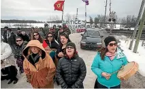  ?? REUTERS ?? Women from the Highway for Tears initiative are walking the 720-kilometre road, holding forums in the communitie­s that flank the highway.