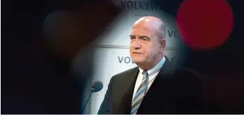  ?? Foto: Julian Stratensch­ulte, dpa ?? VW Betriebsra­tsboss Bernd Osterloh steht im Zentrum einer neuen Affäre.