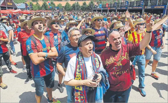  ?? FOTO: J. A. SIRVENT ?? Mucho calor en la Fan Zone que se habilitó de nuevo en la zona del Antiguo Matadero de Madrid, cerca del Calderón y mismo escenario de la temporada pasada