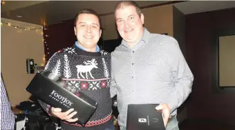  ??  ?? Right:
Gareth Arbuthnot and Paul Davis, winners Foursomes matchplay competitio­n, at Bellewstow­n GC.