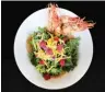  ??  ?? Grilled Javanese Prawn Salad