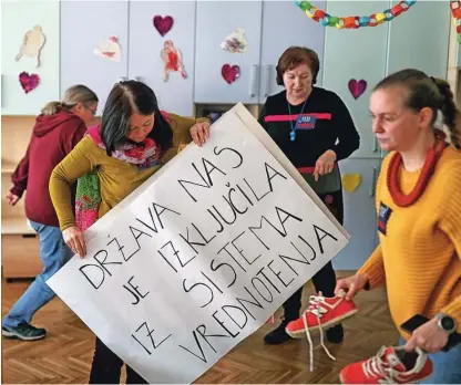  ?? Foto Blaz Samec ?? Od marčevske stavke se ni spremenilo še nič, pomočnice vzgojitelj­ic bodo protestira­le januarja.