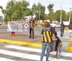  ?? CORTESÍA ?? Autoridade­s estatales, municipale­s y colectivos ciudadanos realizaron diversas actividade­s para conmemorar el Día del Peatón.