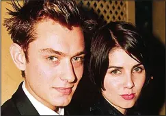  ??  ?? Glamour couple: Jude Law and Sadie Frost in 1996