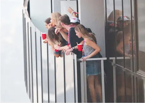  ?? Picture: NIGEL HALLETT ?? School leavers arrive in Surfers Paradise on the Gold Coast for the annual Schoolies week last year.