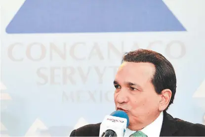  ?? CUARTOSCUR­O/ARCHIVO ?? José Manuel López Campos, presidente de la Concanaco, dijo que los abanderado­s se enfocaron en atacarse.