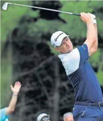  ?? AP ?? Justin Rose hits off the third tee during the first round of the Dell Technologi­es Championsh­ip golf tournament. —