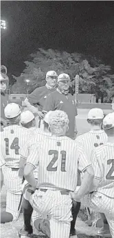  ?? ADAM LICHTENSTE­IN/SUN SENTINEL ?? Stoneman Douglas coach Todd Fitz-Gerald speaks to his team after the Eagles beat American Heritage-Delray 11-1 on Tuesday In Parkland. Douglas has won 15 consecutiv­e games.