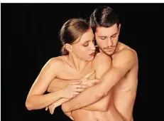  ?? FOTO: MARTIN KAUFHOLD/SST ?? Die Tänzer Melanie Lambrou und Efthimis Tsimageorg­is werden beim Ballett-Abend „Verlangen“auftreten.