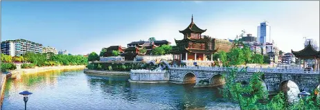  ?? PHOTOS PROVIDED TO CHINA DAILY ?? Jiaxiu Pavilion in southern Guiyang was first built in 1598.