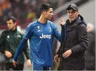  ?? KIRILL KUDRYAVTSE­V/AFP ?? KESAL: Cristiano Ronaldo tidak senang Maurizio Sarri menariknya keluar dari laga di RZD Arena.