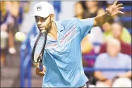  ?? Catherine Avalone / Hearst Connecticu­t Media ?? James Blake defeated Andy Roddick, 7-5, 6-4 in the Legends match in 2015 at the Connecticu­t Open at the Connecticu­t Tennis Center in New Haven.