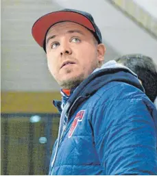  ?? FOTO: HÖRGER ?? Trainer Robert Linke bleibt zwei weitere Jahre bei den Devils.