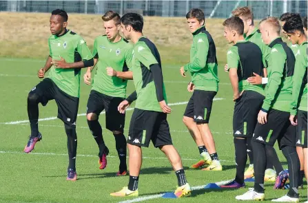  ??  ?? Borussia Monchengla­dbach players at a training session at home in Germany on Tuesday. The hosts take on FC Barcelona in the Champions League on Wednesday.