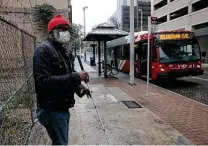  ?? Jerry Lara / Staff photograph­er ?? Albert Lowe, 65, a retired nurse, said VIA Metropolit­an Transit police harassed him at this bus stop at St. Mary’s and Martin.