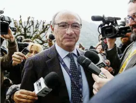  ?? Ansa LaPresse ?? Testimone scomodo L’ex ad di Unicredit, Federico Ghizzoni, e il sottosegre­tario, Maria Elena Boschi