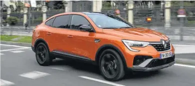  ??  ?? La versión Intens con este el nuevo motor híbrido cuesta 25.750 euros, la Zen, 27.750; por los 30.250 de la RS Line, siempre con los descuentos ya incluidos. Son, en todos los casos, 1.350 euros más que la de 140 CV.