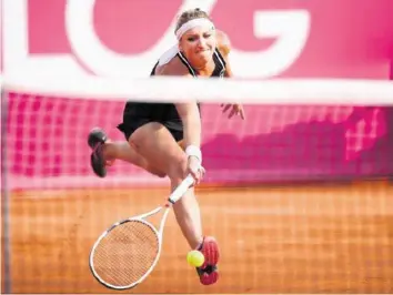  ?? KEYSTONE ?? Timea Bacsinszky ist in diesem Jahr noch ohne Sieg. In Gstaad unterliegt sie Eugenie Bouchard.