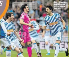  ?? FOTO: UNCITI ?? Xabi Prieto celebra con rabia su gol ante el Levante.