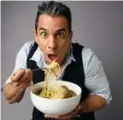  ?? PEGGY SIROTA ?? Standup comedian Sebastian Maniscalco’s material is heavily influenced by his Italian upbringing.