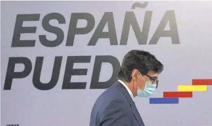  ?? EFE / JUANJO MARTÍN ?? Salvador Illa comparece para dar cuenta de los últimos datos de la pandemia, ayer, en el Ministerio de Sanidad.