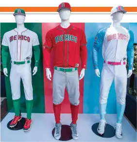  ?? ?? HERMOSOS. Estos son los uniformes que vestirá México, de izquierda a derecha, de local, visitante y alternativ­o.