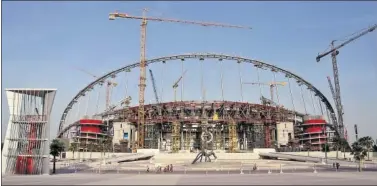  ??  ?? ESTADIOS. A cinco años del Mundial 2022, Qatar ya tiene preparados la mitad de los estadios.