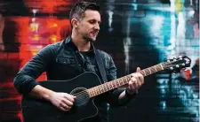  ??  ?? Johnny Brady will headline at gig at the Charlevill­e Park hotel on Sunday, March 18 in aid of the Donkey Sanctuary in Liscarroll.