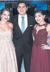  ??  ?? Daniela Paz, Daniel Flores y Natalia López