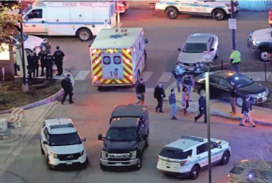  ??  ?? The attack at Mercy Hospital in Chicago left four people dead, including the gunman.