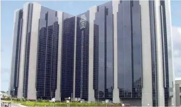  ??  ?? Corporate Headquarte­rs of the Central Bank of Nigeria (CBN) in Abuja.