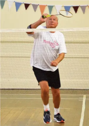  ?? After 27 years of dedicated work to badminton umpiring, Malcolm Banham has been given the Life Time Achievemen­t Award at the recent Sports Officials UK National Officiatin­g Awards ??