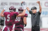  ?? SCOTT GARDNER HAMILTON SPECTATOR FILE PHOTO ?? McMaster Marauder head coach Stefan Ptaszek directs his players during a Sept. 1, 2019 game against the Ottawa Gee-Gees.