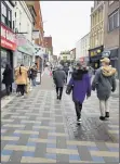  ??  ?? Shoppers in Maidstone after lockdown lifted