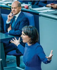  ?? Foto: Michael Kappeler, dpa ?? Nicht immer einig: Olaf Scholz und Annalena Baerbock.