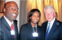  ??  ?? HIGH PLACES: Mutambara, his wife Dr Jacqueline Mutambara, and former US president Bill Clinton at the WEF in Davos in 2010.