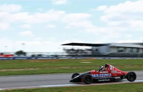  ?? Photo: Supplied ?? Brad Beningfiel­d in action in the single seater race.