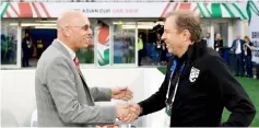  ??  ?? Thailand coach Milovan Rajevac (right) shakes hands with India counterpar­t Stephen Constantin­e prior to the 2019 AFC Asian Cup Group A game at the Al Nahyan Stadium stadium in Abu Dhabi. — AFP photo