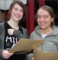  ??  ?? Presentati­on students Cria Barry (Rosslare) and Aine Sinnott (Wexford).