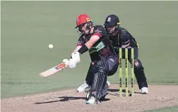  ?? PHOTOSPORT ?? Canterbury Kings allrounder Zak Foulkes launches against the Firebirds.