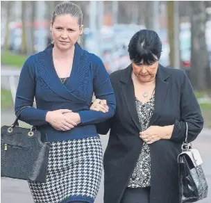  ?? Picture: WALES NEWS ?? Swindle… Melanie Bishop and her mother Patricia arriving at court yesterday