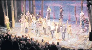 ?? JOHN NOWLAN PHOTO ?? A Broadway Standing Ovation for Come From Away.