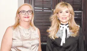  ??  ?? • La gobernador­a Claudia Pavlovich destacó que ayer fue un día histórico para la Universida­d de Sonora, con Rita Plancarte como la primera mujer rectora.