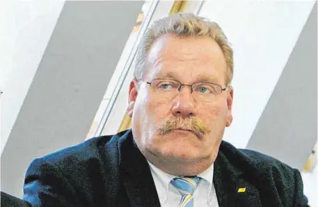  ?? FOTO: ARCHIV ?? Der frühere Geschäftsf­ührer des CDU-Kreisverba­nds, Jürgen Dönninghau­s, hat eingelenkt. Er will für seine Fehler geradesteh­en.