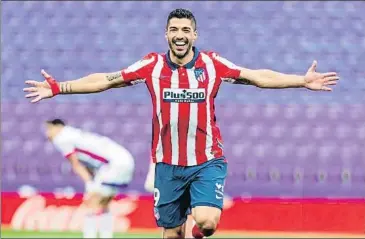  ?? EP ?? Luis Suárez celebrant el gol de la victòria de l’Atlètic ahir al Nuevo Zorrilla